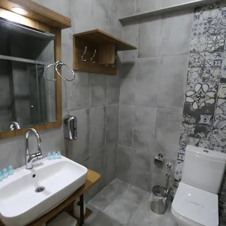Askoroz Hotel Kandira